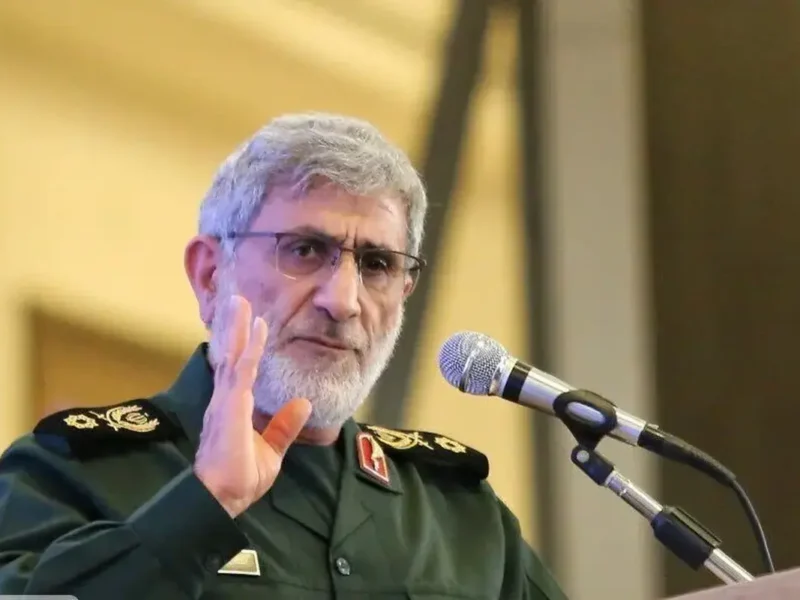 پیام مهم سردار قاآنی به ترامپ / فرمانده ناو جرالد فورد را اخراج کنید!