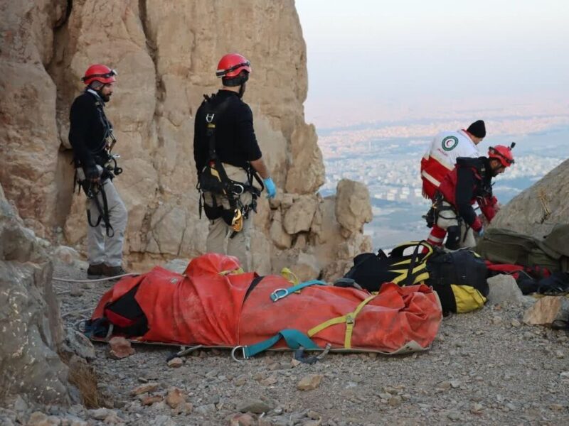 جزئیات هولناک از سقوط مرگبار خانواده گردشگر در ارتفاعات کوهرنگ
