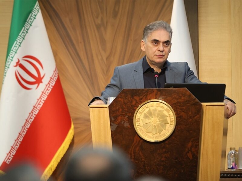 تعدد بخشنامه‌ها تجارت ایران را به بن‌بست رسانده است