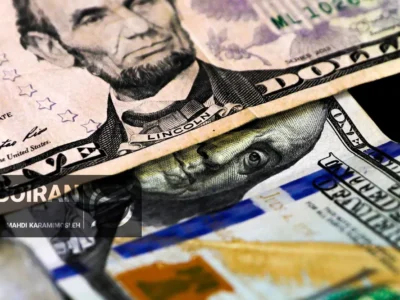 قیمت طلا و دلار امروز پنجشنبه ۲۱خرداد/ طلا کاهشی، دلار افزایشی‌ + جدول