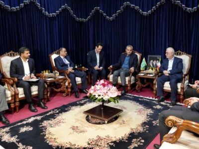 مومنی: هدفگذاری تجارت ۱۰ میلیارد دلاری ایران و پاکستان عملیاتی میشود