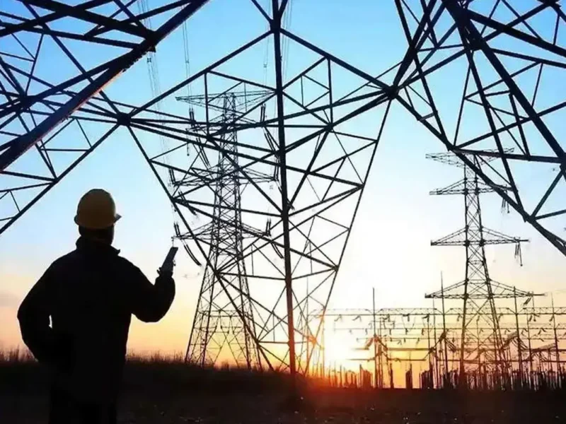 چه کسی هزینه کمبود برق را می‌پردازد؟