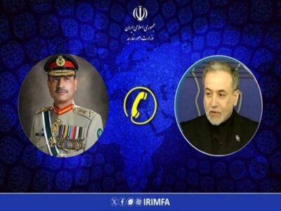 تماس تلفنی وزیر امور خارجه با فرمانده ارتش پاکستان