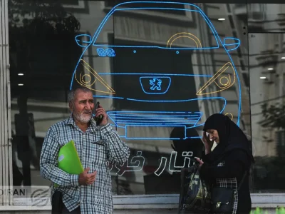 دلار ۴ درصد ریخت، ۲۰۷ فقط ۲.۹ درصد / خودرو زیر فشار دلار کوتاه می‌آید؟