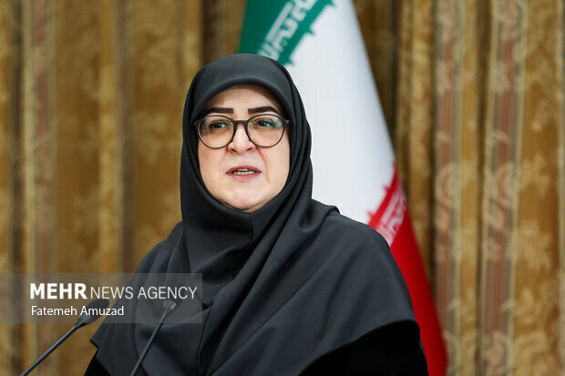 سرمایه اصلی دولت، همراهی صادقانه و تلاش بی‌وقفه کارمندان است