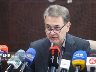 ناصحی: تلاش می‌کنیم هر ایرانی از پوشش بیمه سلامت برخوردار شود