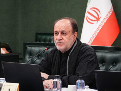 نباید درباره بنزین گامی برداشته شود که وضعیت جامعه را بر هم بزند