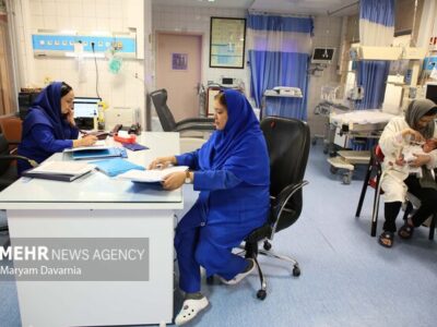 درآمد یک ماه پرستاران کفاف ۱۰ روز زندگی را هم نمی دهد