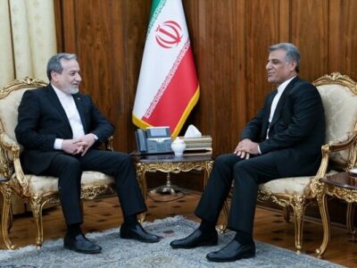 دیدار سفیر جدید ایران در کره جنوبی با وزیر امور خارجه