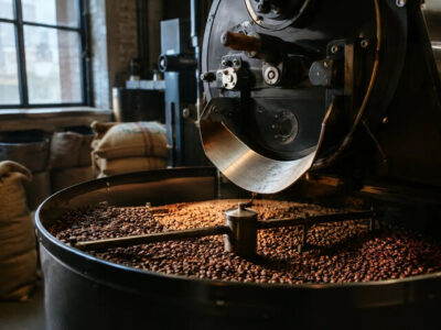 رستری قهوه چیست Coffee Roastery مراحل رست قهوه در رستری
