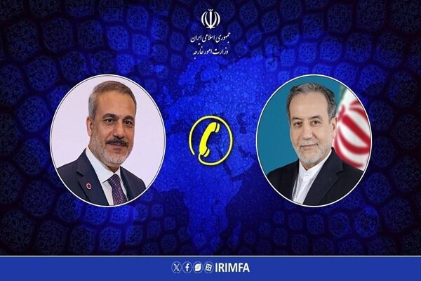 گفتوگوی تلفنی عراقچی با وزیر خارجه ترکیه